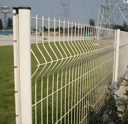 1.8M ПВХ покрытый V изгибается кривой проволочной сетки ограждения садового наружного 3D ограждения с персиковой формы столб